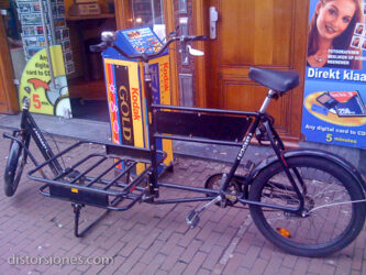 <a href="http://www.distorsiones.com/bicicleta-porta-contenedores/" title="Bicicleta porta-contenedores" target="_blank" rel="noopener noreferrer">Bicicleta porta-contenedores</a>