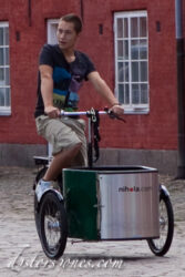 <a href="http://www.distorsiones.com/nihola-bakfiets/" title="Nihola bakfiets" target="_blank" rel="noopener noreferrer">Nihola bakfiets</a>