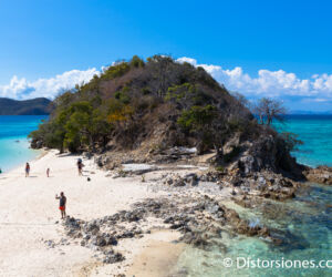<a href="http://www.distorsiones.com/islote-de-cauayan-y-la-playa-que-conecta-con-bulog-dos/" title="Islote de Cauayan y la playa que conecta con Bulog Dos" target="_blank" rel="noopener noreferrer">Islote de Cauayan y la playa que conecta con Bulog Dos</a>