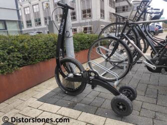 <a href="http://www.distorsiones.com/halfbike/" title="Halfbike" target="_blank" rel="noopener noreferrer">Halfbike</a>
