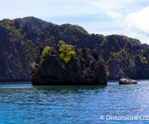 <a href="https://www.distorsiones.com/penon-junto-a-la-isla-de-shimizu/" title="Peñón junto a la isla de Shimizu" target="_blank" rel="noopener noreferrer">Peñón junto a la isla de Shimizu</a>