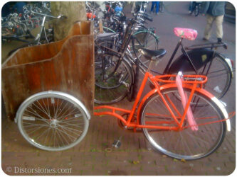 <a href="http://www.distorsiones.com/bakfiets-antigua/" title="Bakfiets antigua">Bakfiets antigua</a>