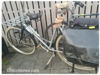 <a href="http://www.distorsiones.com/bicicleta-con-asiento-extra-para-nino/" title="Bicicleta con asiento extra para niño">Bicicleta con asiento extra para niño</a>