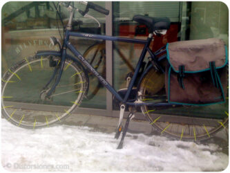 <a href="http://www.distorsiones.com/bicicleta-con-ruedas-de-invierno/" title="Bicicleta con ruedas de invierno">Bicicleta con ruedas de invierno</a>