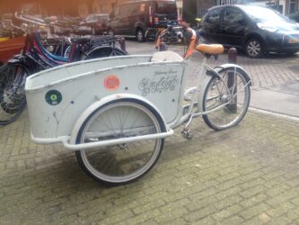 <a href="http://www.distorsiones.com/johnny-loco-cargo-cruiser-en-blanco/" title="Johnny Loco Cargo Cruiser en blanco">Johnny Loco Cargo Cruiser en blanco</a>