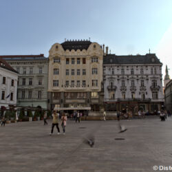 <a href="https://www.distorsiones.com/plaza-principal-de-bratislava/" title="Plaza principal de Bratislava" target="_blank" rel="noopener">Plaza principal de Bratislava</a>