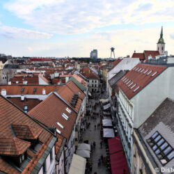 <a href="https://www.distorsiones.com/bratislava-desde-la-puerta-de-san-miguel/" title="Bratislava desde la puerta de San Miguel" target="_blank" rel="noopener">Bratislava desde la puerta de San Miguel</a>