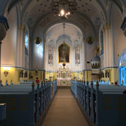 <a href="https://www.distorsiones.com/el-interior-de-la-iglesia-azul/" title="El interior de la iglesia azul" target="_blank" rel="noopener">El interior de la iglesia azul</a>