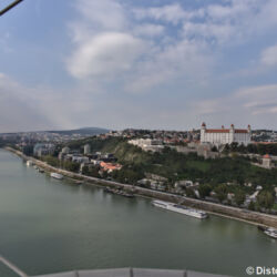 <a href="https://www.distorsiones.com/el-rio-danubio-desde-el-mirador-del-puente-most-snp/" title="El río Danubio desde el mirador del puente Most SNP" target="_blank" rel="noopener">El río Danubio desde el mirador del puente Most SNP</a>