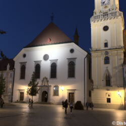 <a href="https://www.distorsiones.com/la-iglesia-jesuita-de-noche/" title="La iglesia Jesuita de noche" target="_blank" rel="noopener">La iglesia Jesuita de noche</a>