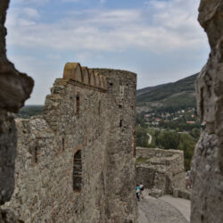 <a href="https://www.distorsiones.com/artisteo-en-el-castillo-de-devin/" title="Artisteo en el castillo de Devín" target="_blank" rel="noopener">Artisteo en el castillo de Devín</a>