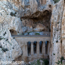 <a href="https://www.distorsiones.com/la-via-ferroviaria-junto-al-caminito-del-rey/" title="La vía ferroviaria junto al Caminito del Rey" target="_blank" rel="noopener">La vía ferroviaria junto al Caminito del Rey</a>