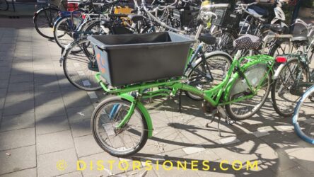 <a href="https://www.distorsiones.com/bicicleta-con-barreno-gigante-al-frente/" title="Bicicleta con barreño gigante al frente" target="_blank" rel="noopener">Bicicleta con barreño gigante al frente</a>