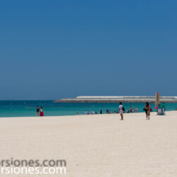 <a href="https://www.distorsiones.com/playa-publica-jumeira/" title="Playa pública Jumeira" target="_blank" rel="noopener">Playa pública Jumeira</a>