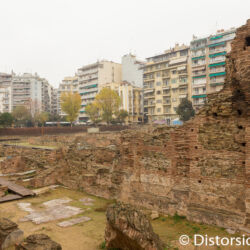 <a href="https://www.distorsiones.com/otra-vista-de-las-ruinas-del-palacio-de-galerio/" title="Otra vista de las ruinas del palacio de Galerio" target="_blank" rel="noopener">Otra vista de las ruinas del palacio de Galerio</a>