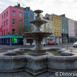 <a href="https://www.distorsiones.com/la-fuente-berwick/" title="La fuente Berwick" target="_blank" rel="noopener">La fuente Berwick</a>