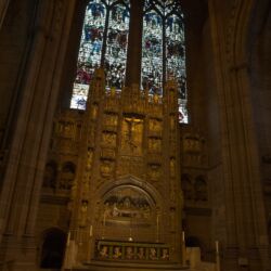 <a href="https://www.distorsiones.com/el-altar-de-la-catedral-de-liverpool/" title="El altar de la catedral de Liverpool" target="_blank" rel="noopener">El altar de la catedral de Liverpool</a>