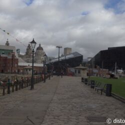 <a href="https://www.distorsiones.com/liverpool-desde-el-albert-dock/" title="" target="_blank" rel="noopener">Liverpool desde el Albert Dock</a>