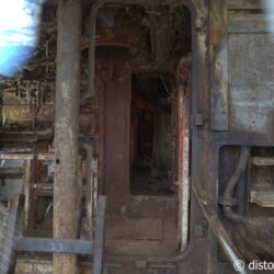 <a href="https://www.distorsiones.com/interior-del-submarino-aleman-u-534/" title="Interior del submarino alemán U-534" target="_blank" rel="noopener">Interior del submarino alemán U-534</a>